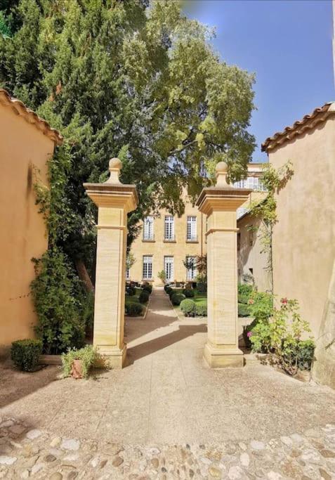 Tres Bel Appartement Centre Ville Historique Aix-en-Provence Exterior foto